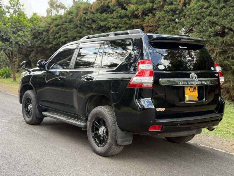 2017 Toyota Landcruiser Prado J150 TX – 2700cc Petrol, Automatic, 7-Seater SUV in Nairobi