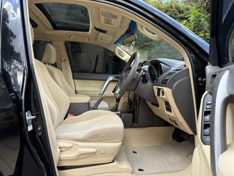 2017 Toyota Landcruiser Prado J150 TX – 2700cc Petrol, Automatic, 7-Seater SUV in Nairobi