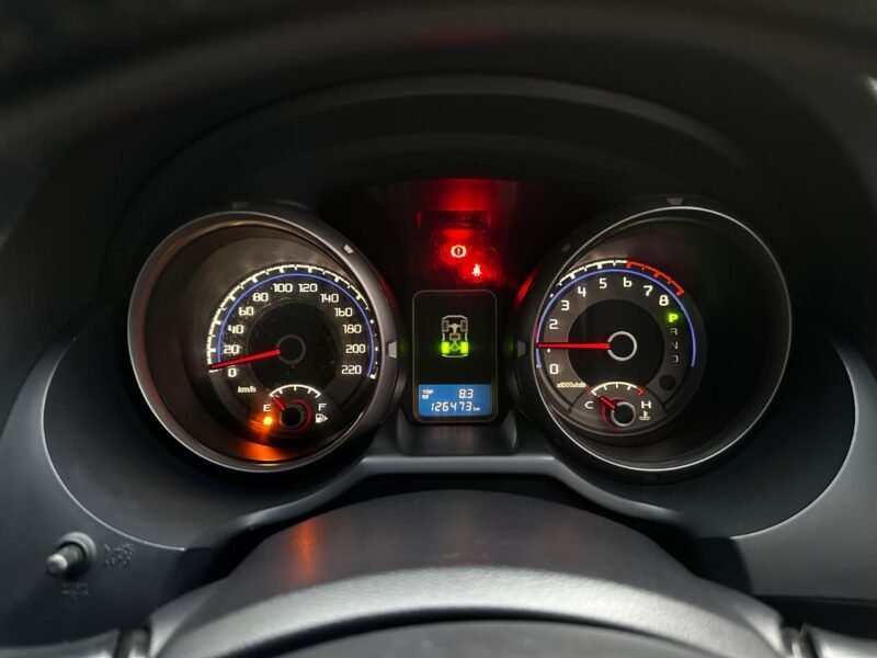 2011 Mitsubishi Pajero – 3000cc Petrol, Automatic, 4WD, 7-Seater SUV for Sale