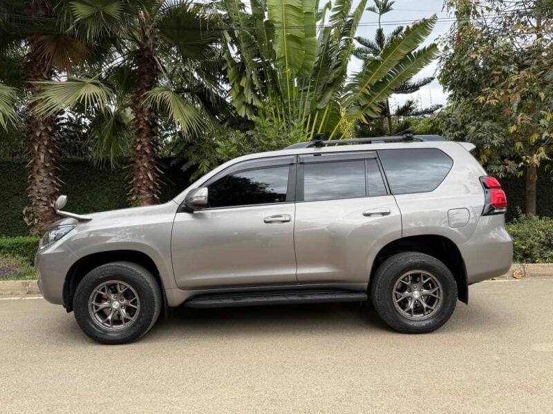 2018 Toyota Landcruiser Prado J150 – Low Mileage 48,000km, 2700cc Petrol, 7-Seater