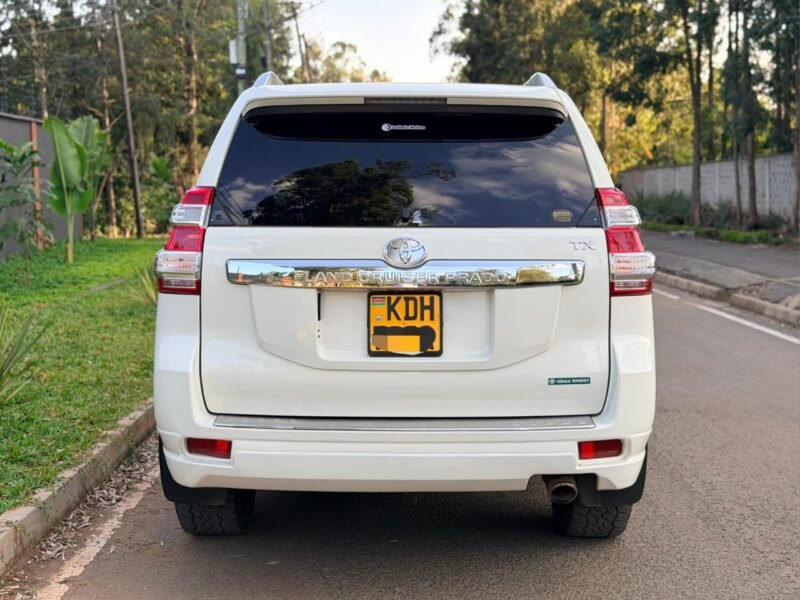 2014 Toyota Landcruiser Prado TX – 2700cc Petrol, Sunroof, 7-Seater SUV