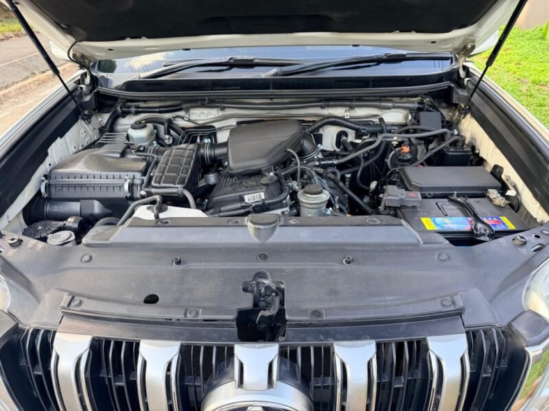 2014 Toyota Landcruiser Prado TX – 2700cc Petrol, Sunroof, 7-Seater SUV